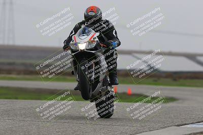 media/Nov-29-2025-TrackDaz (Sat) [[10ae2d9bce]]/A Group/Session 4 (Wheelie Bump)/